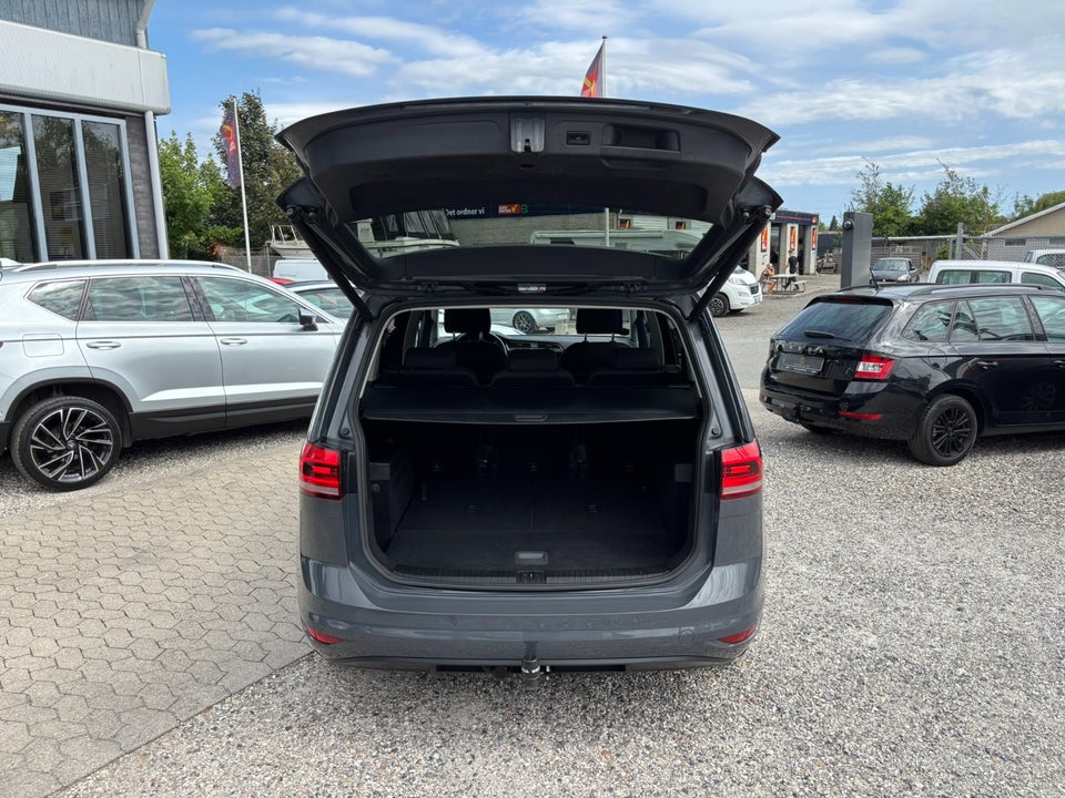 VW Touran 1,5 TSi 150 Highline Family DSG 7prs 5d