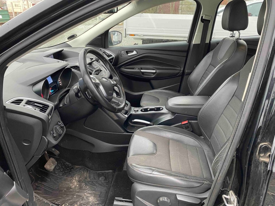 Ford Kuga 2,0 TDCi 163 Titanium aut. AWD 5d