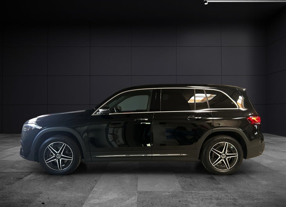 Mercedes EQB250+ AMG Line 5d