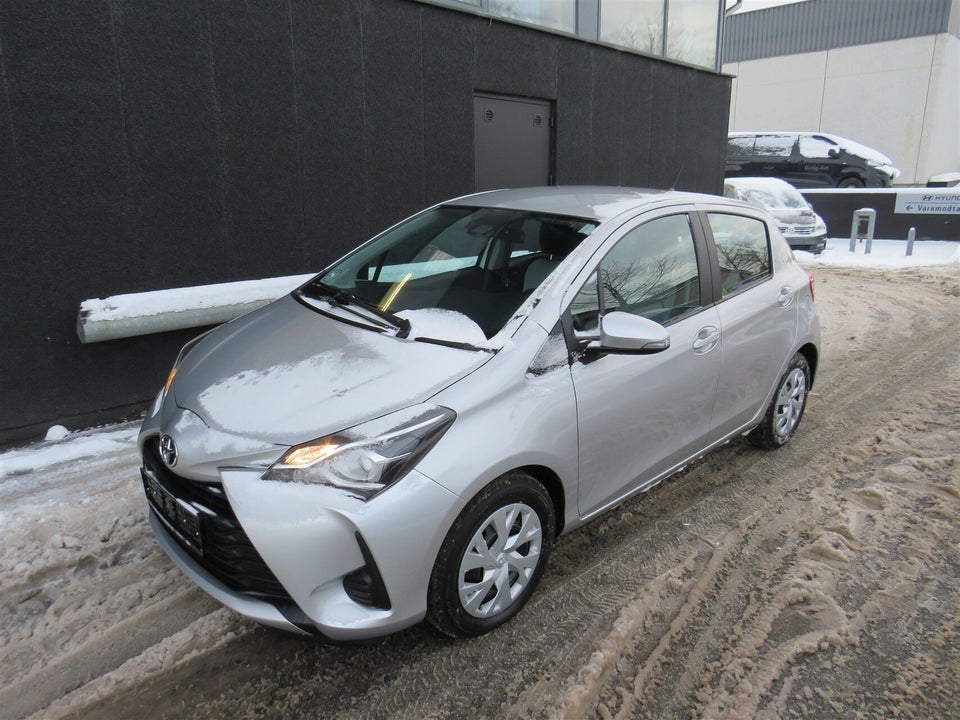 Toyota Yaris 1,0 VVT-i T2 5d