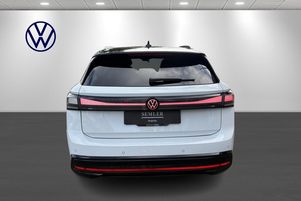 VW ID.7 77 Style+ Tourer 5d