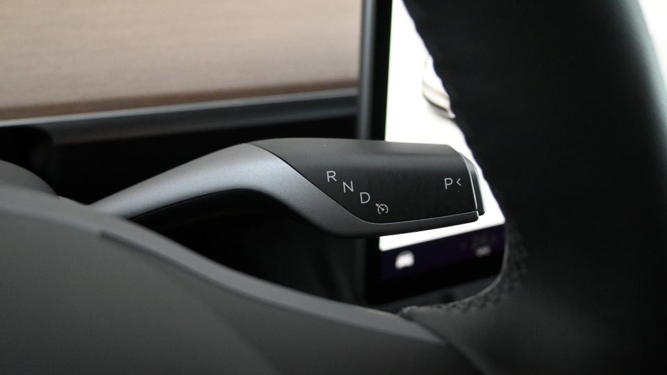 Tesla Model Y Long Range AWD 5d