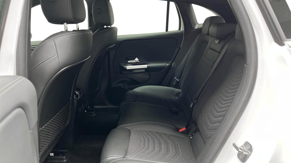 Mercedes EQA250+ Progressive 5d