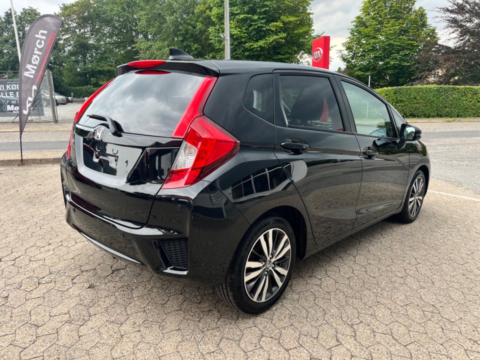 Honda Jazz 1,3 i-VTEC Elegance 5d