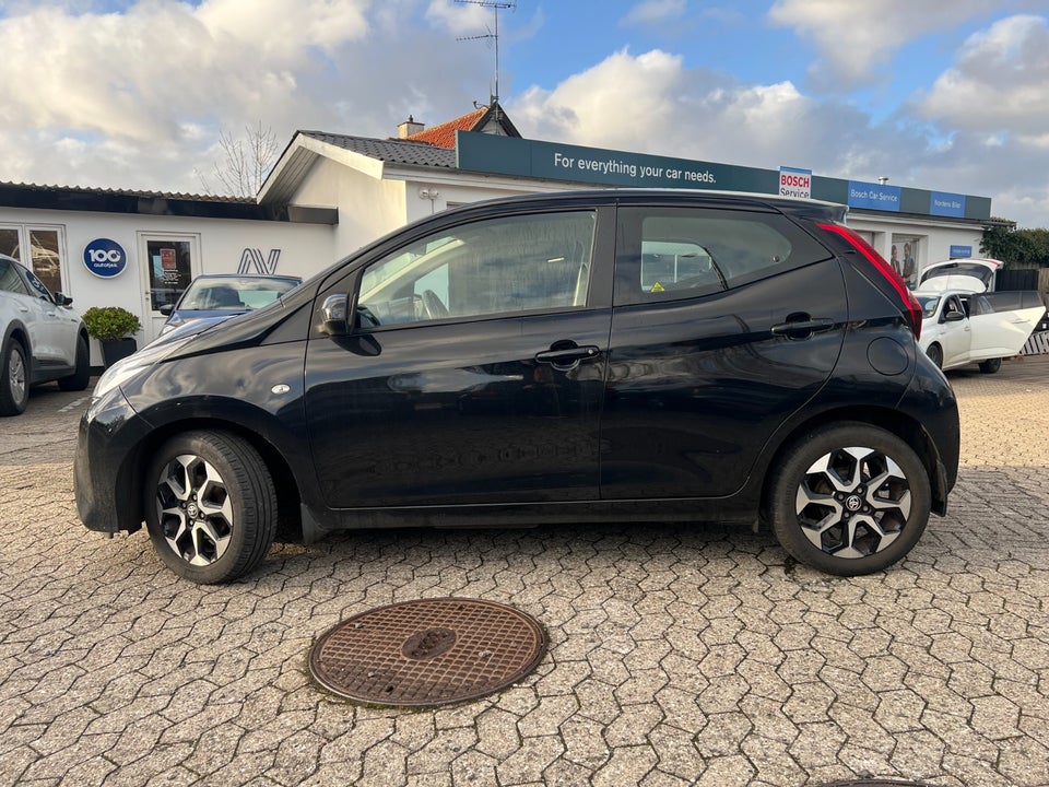 Toyota Aygo 1,0 VVT-i x-pression 5d