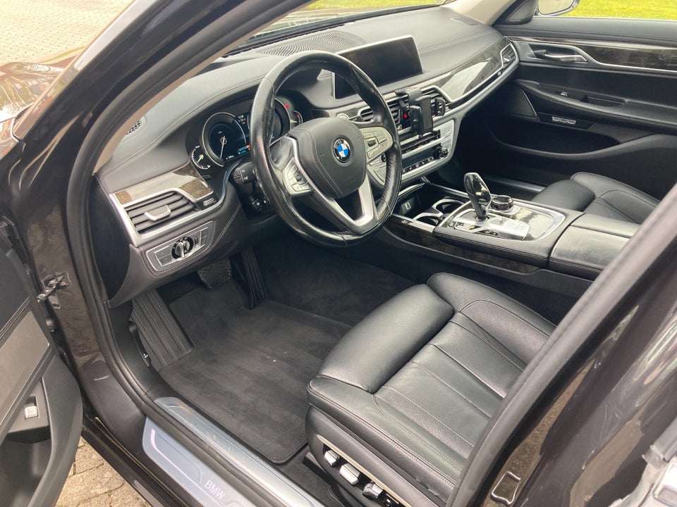 BMW 730d 3,0 aut. 4d