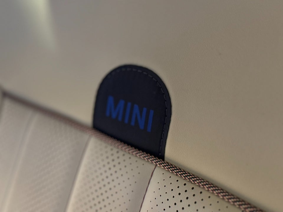 MINI Countryman E Favoured Trim L 5d