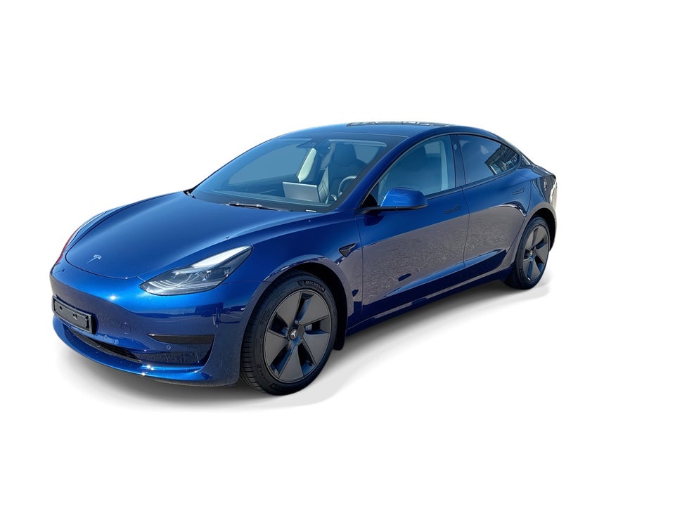Tesla Model 3 Standard Range+ RWD 4d