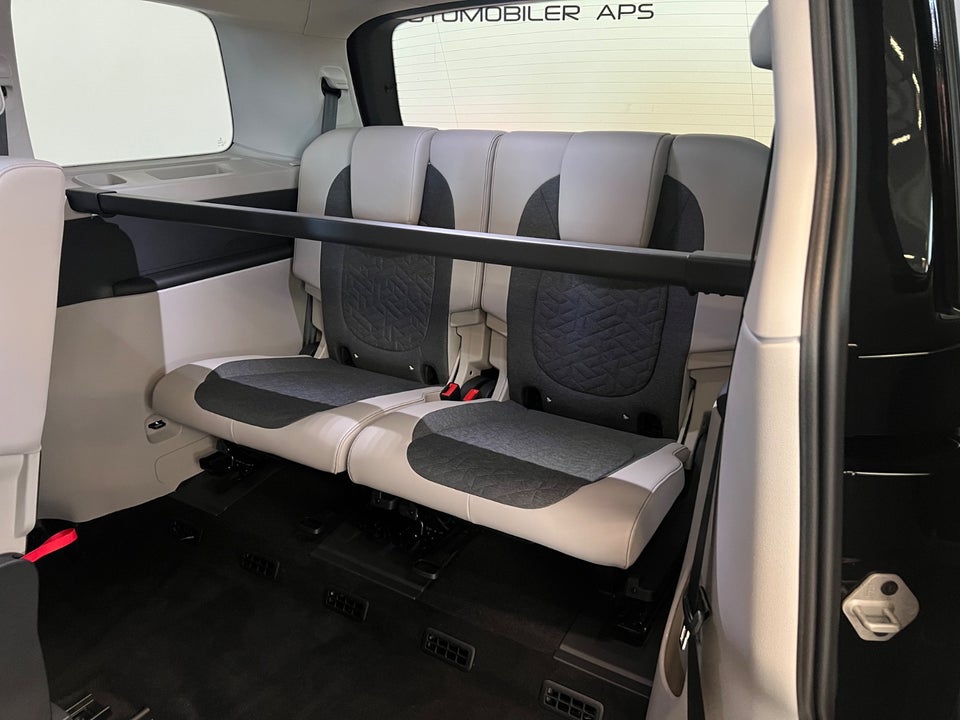 VW ID.Buzz 86 Life 7prs LWB 5d