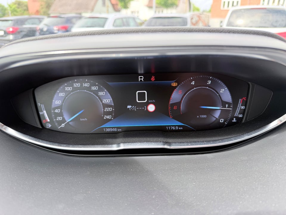 Peugeot 5008 1,5 BlueHDi 130 Allure EAT8 7prs 5d