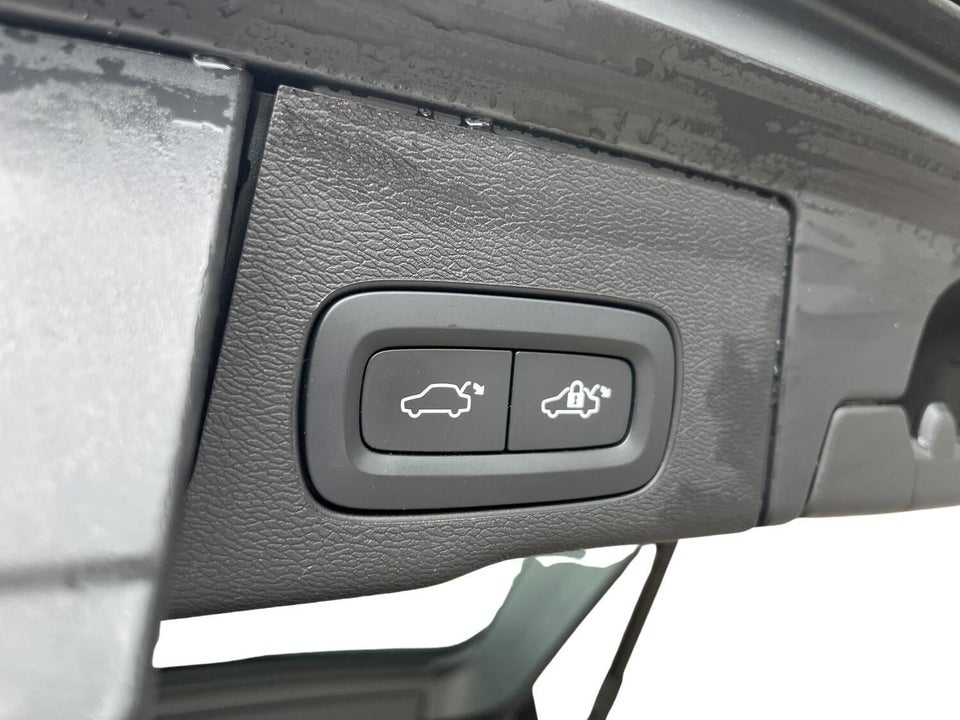 Volvo XC60 2,0 T6 ReCharge Plus Bright aut. AWD 5d