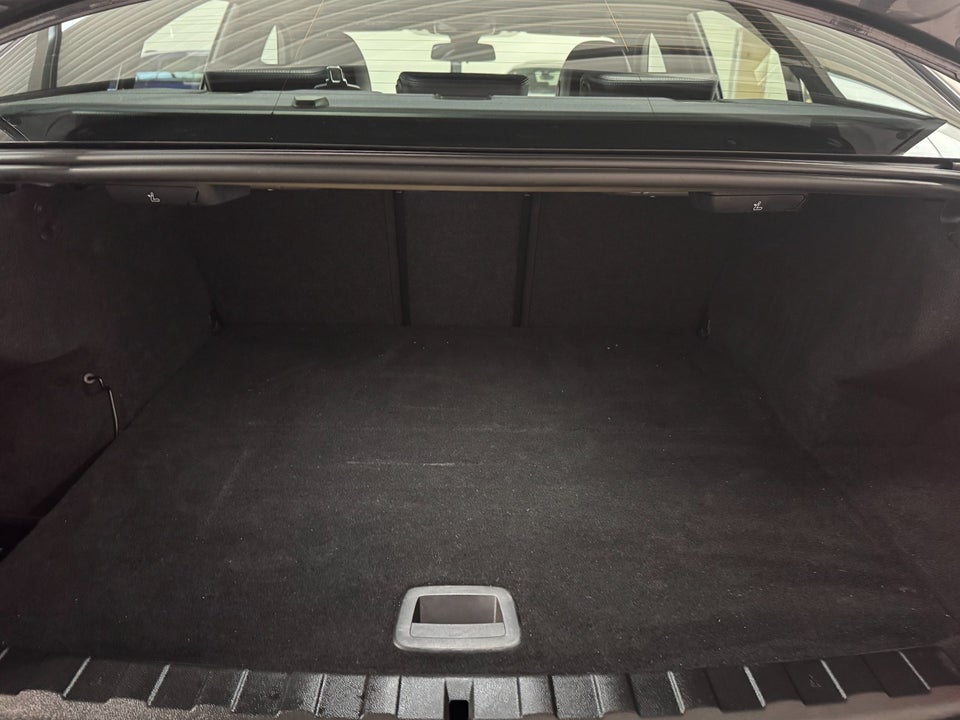 BMW 330e 2,0 M-Sport aut. 4d