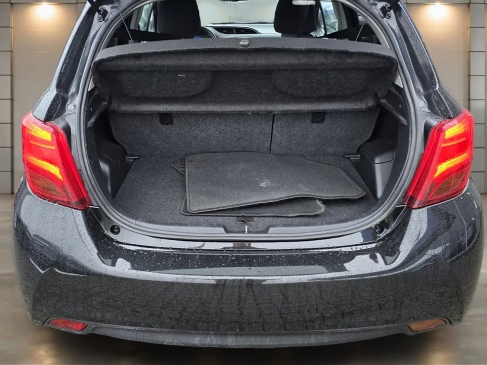 Toyota Yaris 1,5 Hybrid H1 CVT 5d