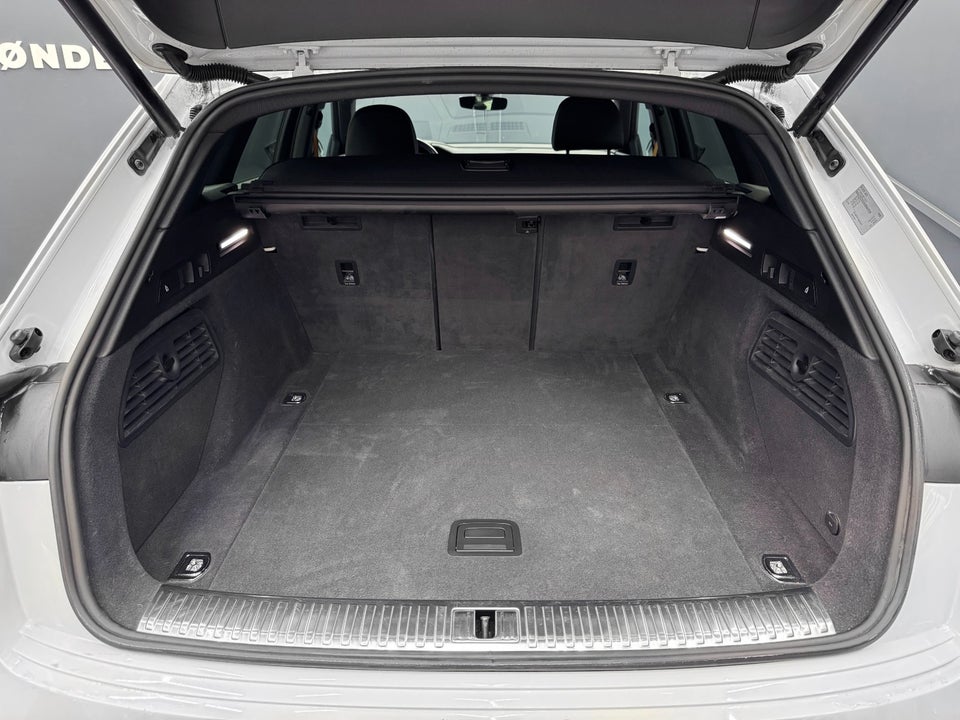 Audi e-tron 55 Black Edition S-line quattro 5d