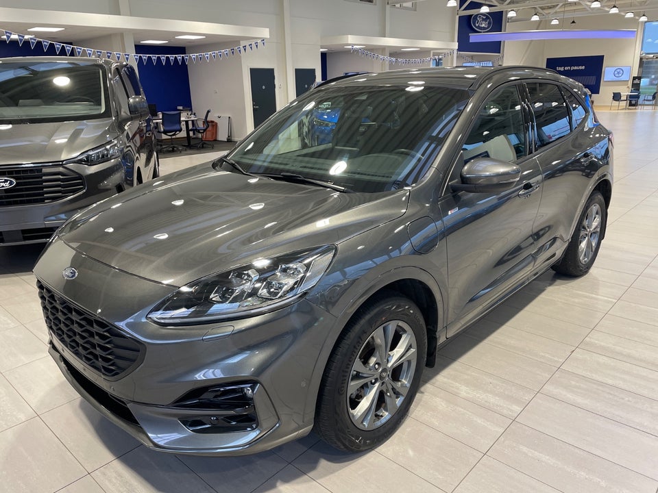 Ford Kuga 2,5 PHEV ST-Line X CVT 5d