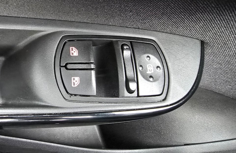 Opel Corsa 1,4 16V Enjoy aut. 3d