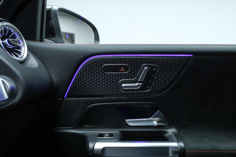 Mercedes EQB250+ AMG Premium 7prs 5d