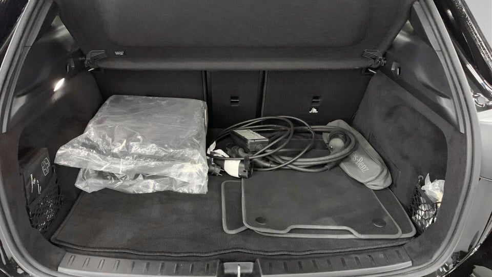 Mercedes EQA250+ Progressive 5d