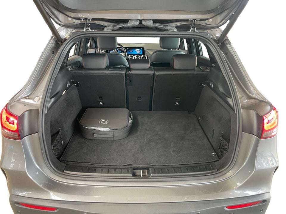 Mercedes EQA250 AMG Line 5d