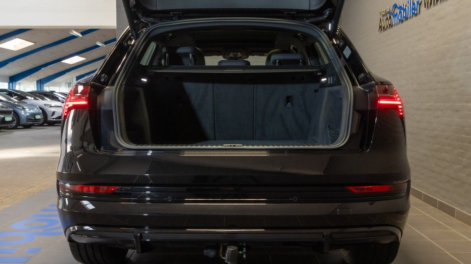 Audi e-tron 55 S-line quattro 5d