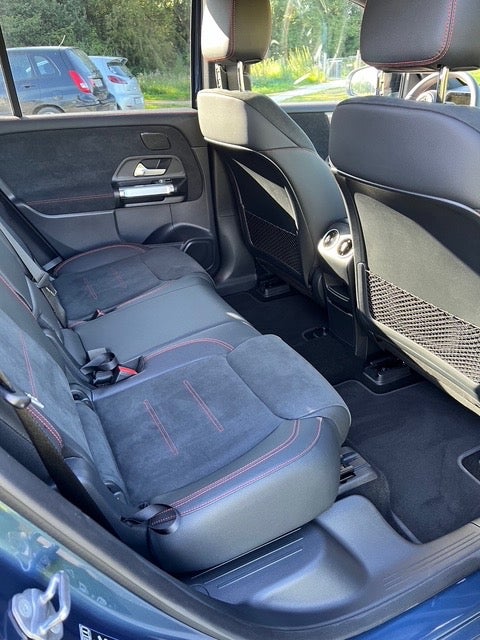 Mercedes EQB250 AMG Line 5d