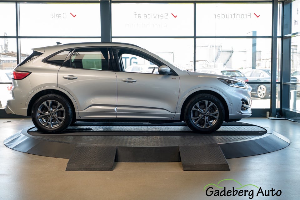 Ford Kuga 2,5 PHEV ST-Line CVT 5d