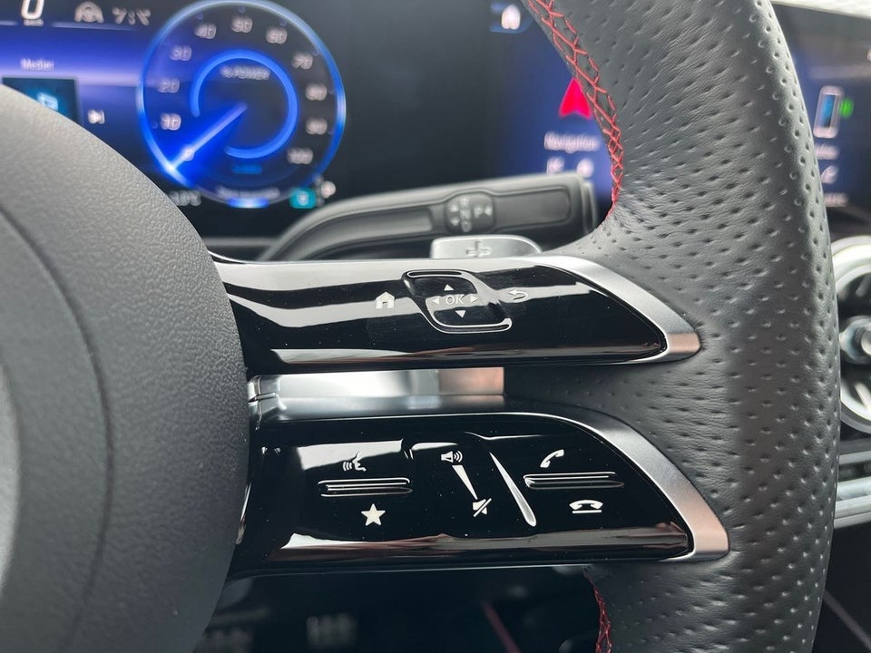 Mercedes EQB250+ AMG Line 5d