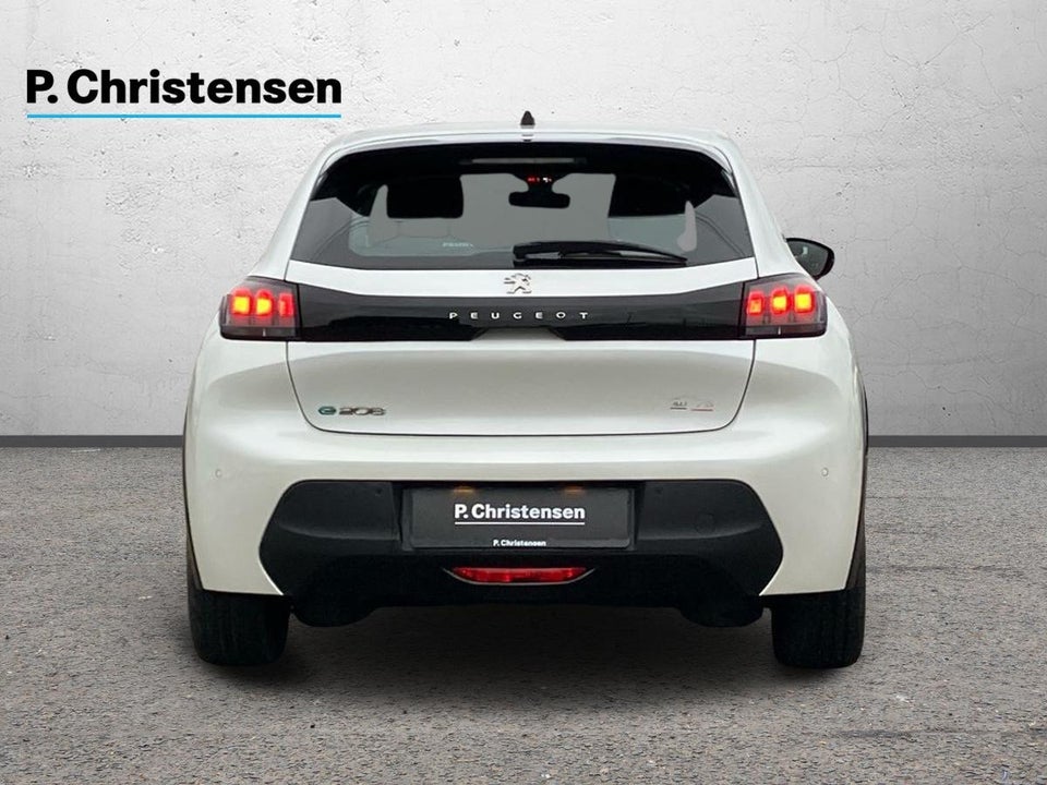 Peugeot e-208 50 Active 5d