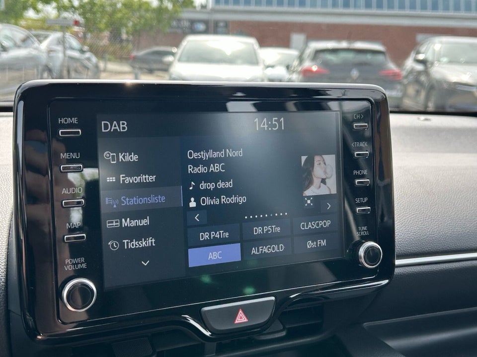 Toyota Yaris 1,5 Hybrid Active Tech+ e-CVT 5d