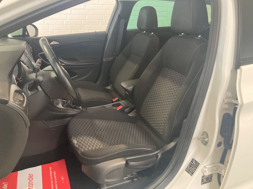 Opel Astra 1,6 CDTi 110 Enjoy Sports Tourer 5d