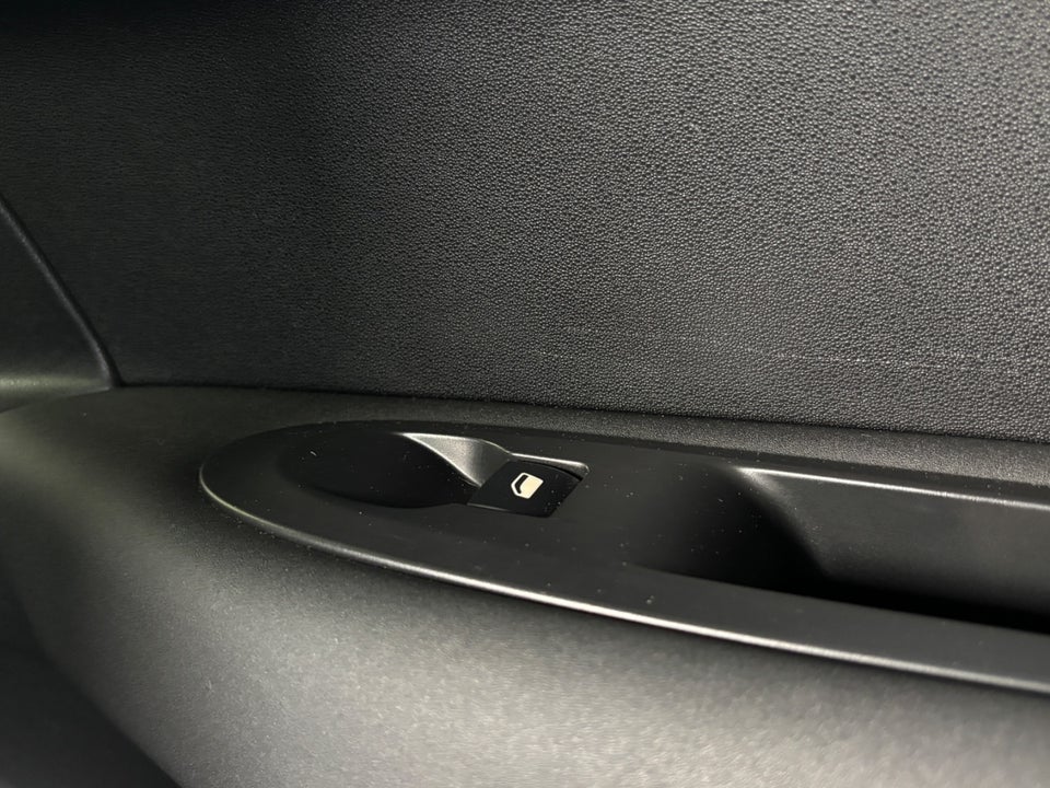 Citroën C4 1,2 PureTech 130 Feel EAT6 5d