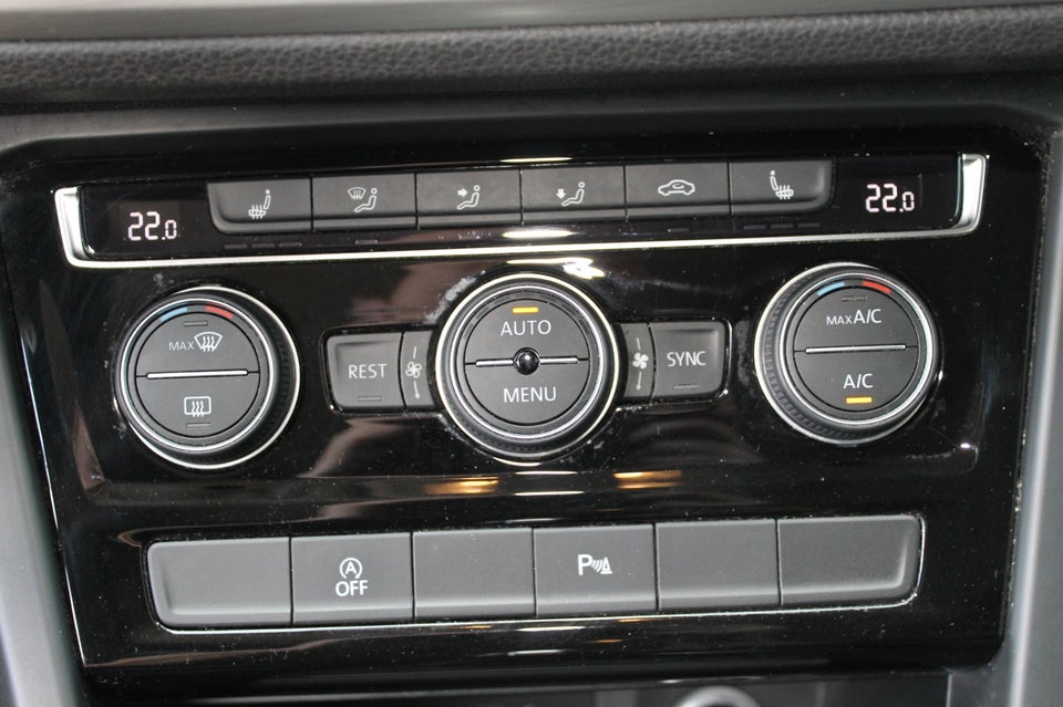 VW Touran 2,0 TDi 150 Highline DSG Van 5d