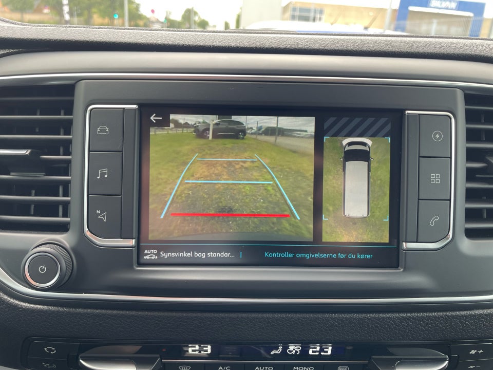 Peugeot e-Expert 75 L3 Ultimate Van