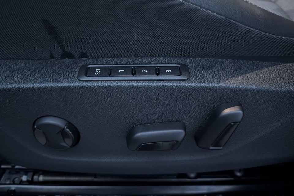 Skoda Enyaq 60 iV Premium 5d