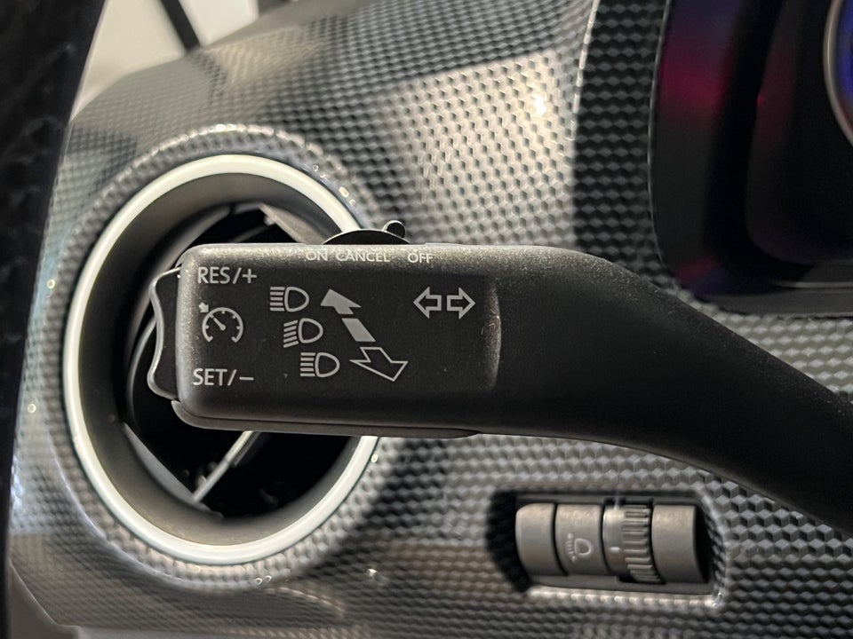 VW e-Up! Move Up! 5d