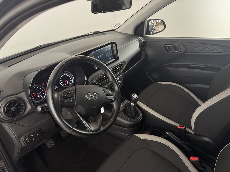 Hyundai i10 1,0 MPi Essential 5d