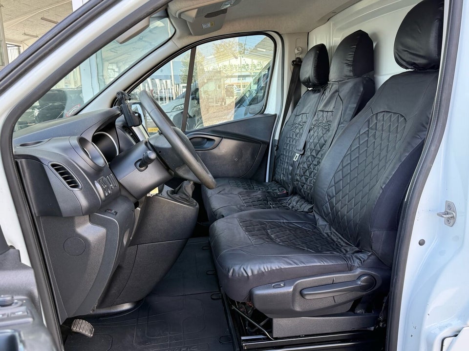 Renault Trafic T29 2,0 dCi 120 L2H1