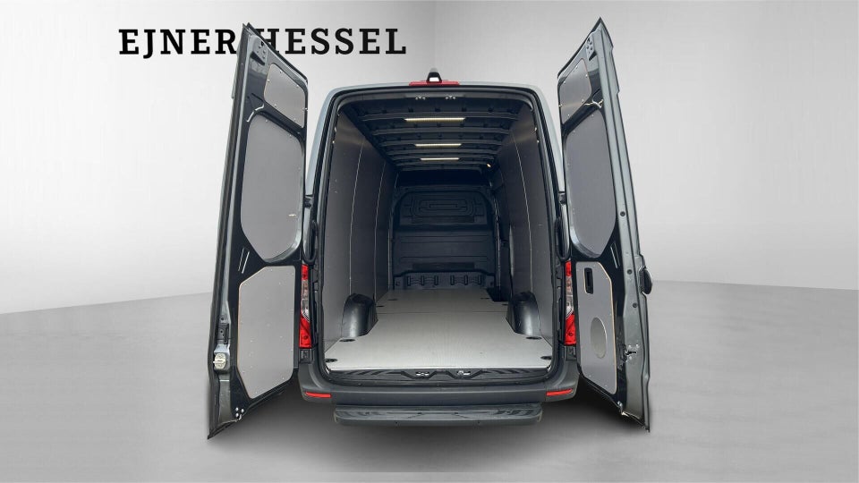 Mercedes Sprinter 317 2,0 CDi A3 Kassevogn aut. RWD