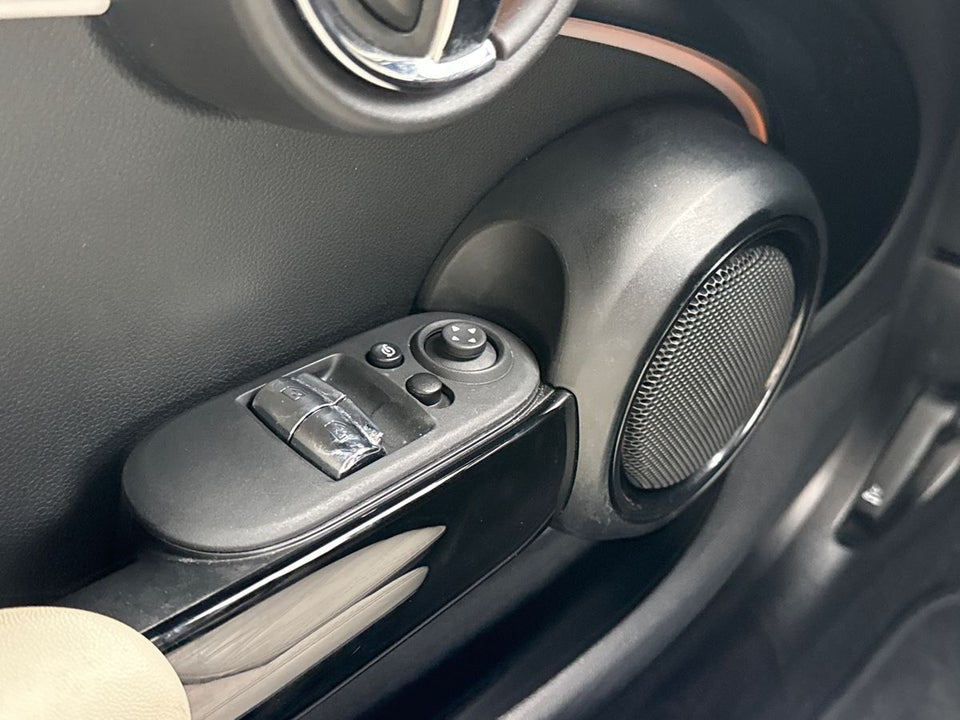 MINI Cooper SE Classic Trim 3d