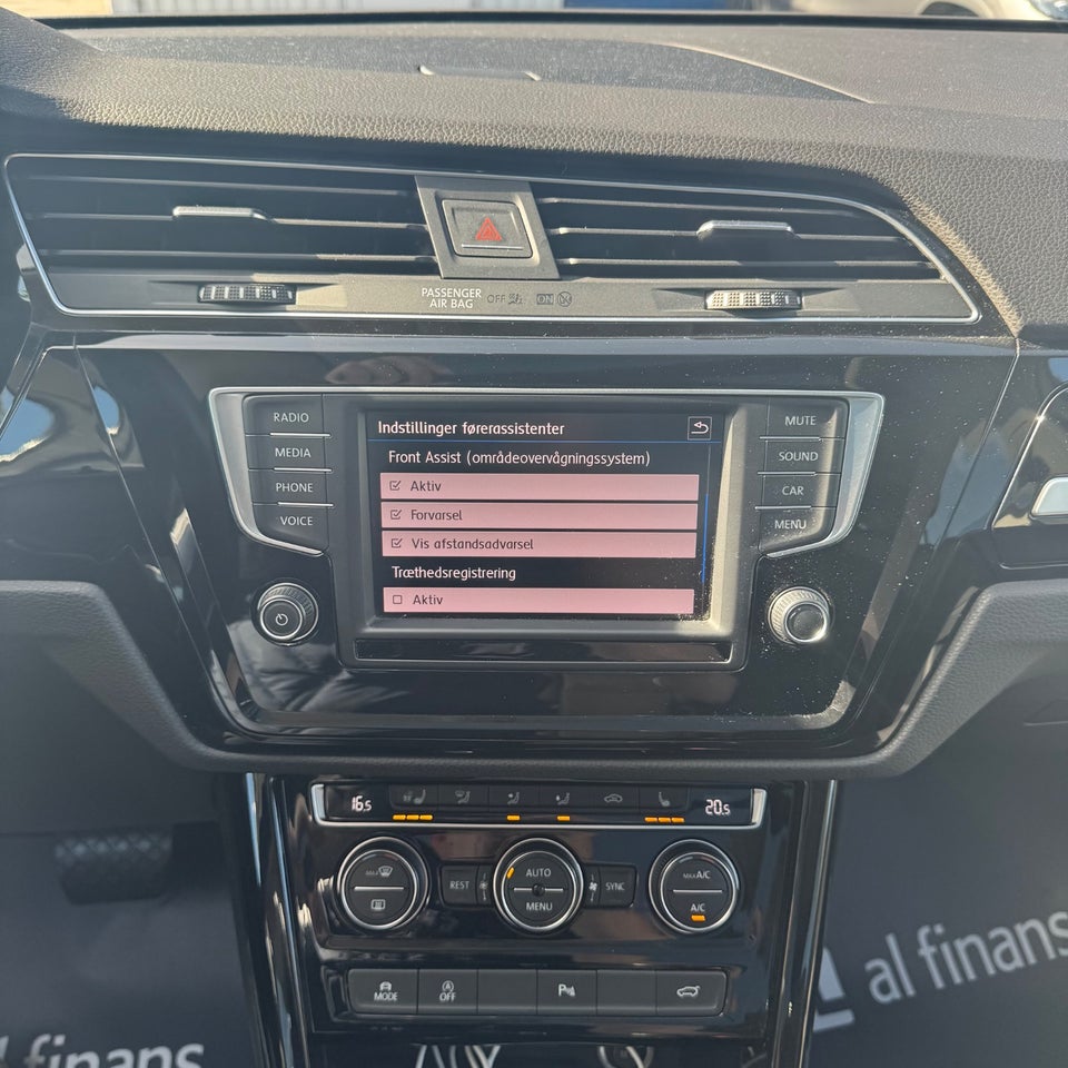 VW Touran 1,4 TSi 150 Highline DSG 7prs 5d