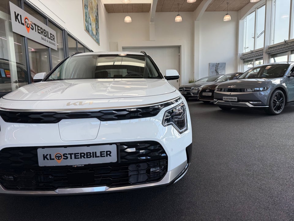 Kia Niro 64 EV Upgrade 5d