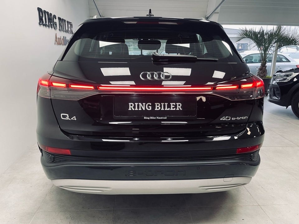 Audi Q4 e-tron 40 Advanced 5d