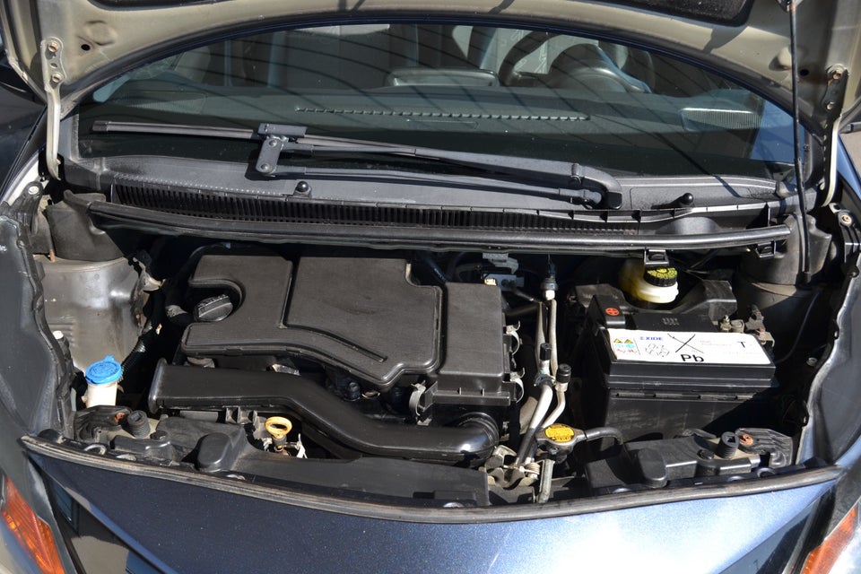 Toyota Aygo 1,0 VVT-i x-wave Sky 5d