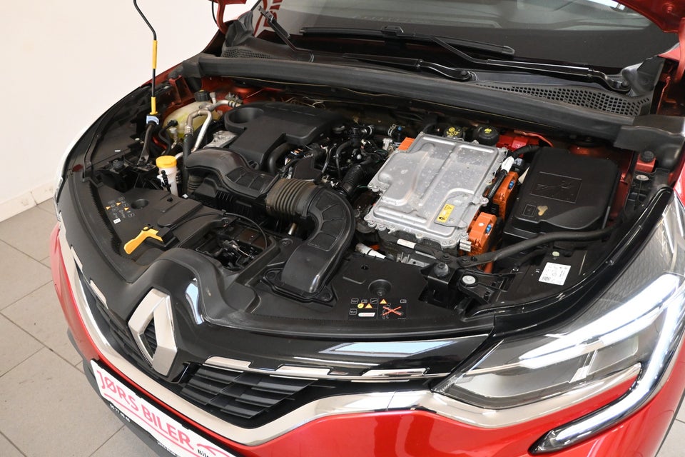 Renault Captur 1,6 E-Tech R.S. Line 5d