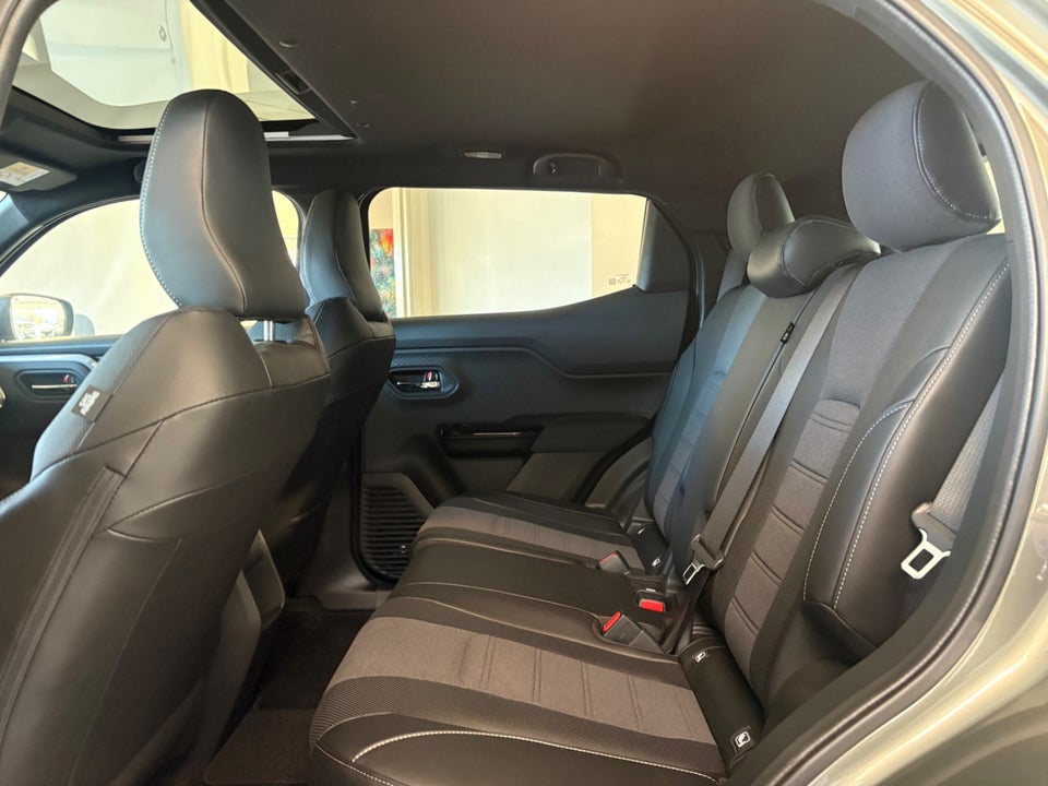 Toyota Urban Cruiser 61 Executive 5d