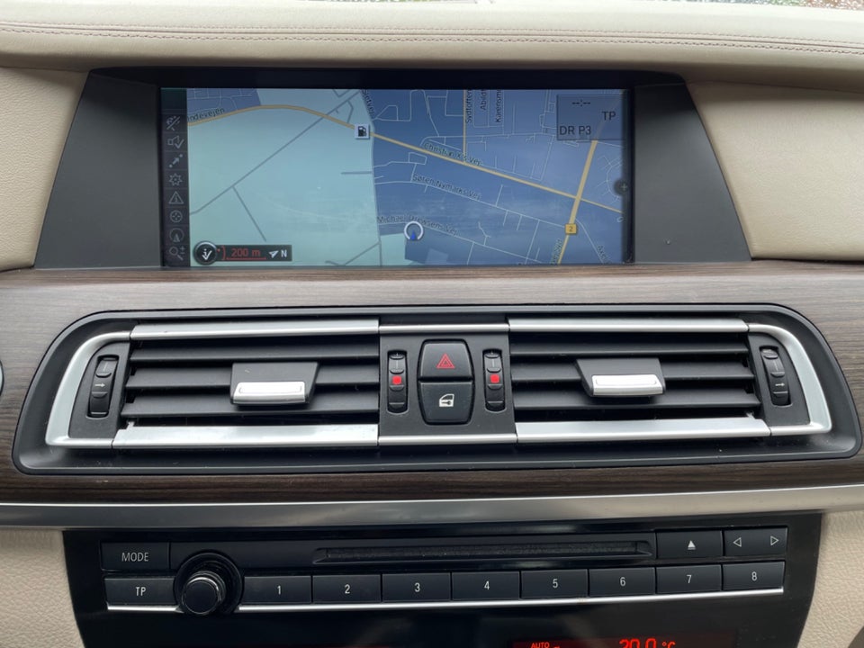 BMW 750i 4,4 aut. 4d