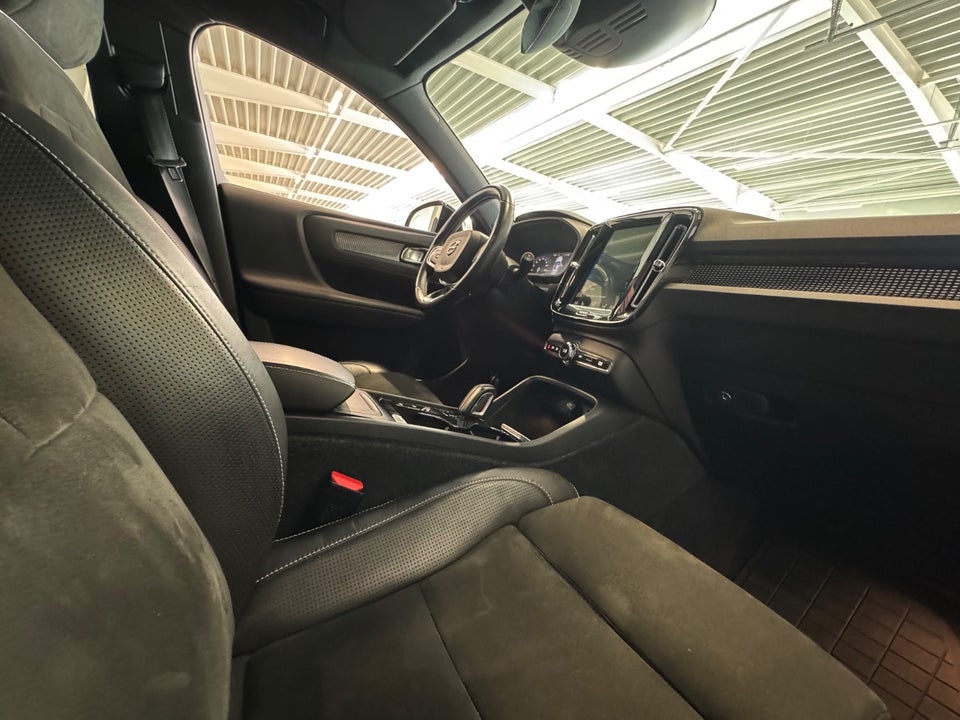 Volvo XC40 2,0 D4 190 R-Design aut. AWD 5d