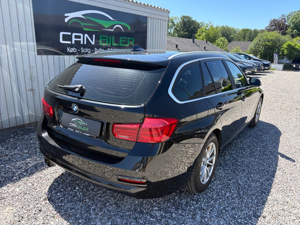 BMW 320i 2,0 Touring aut. 5d