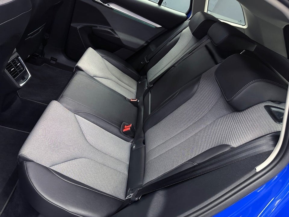 Skoda Enyaq 50 iV 5d