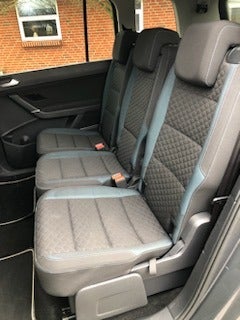 VW Touran 1,6 TDi 115 IQ.Drive DSG 7prs 5d